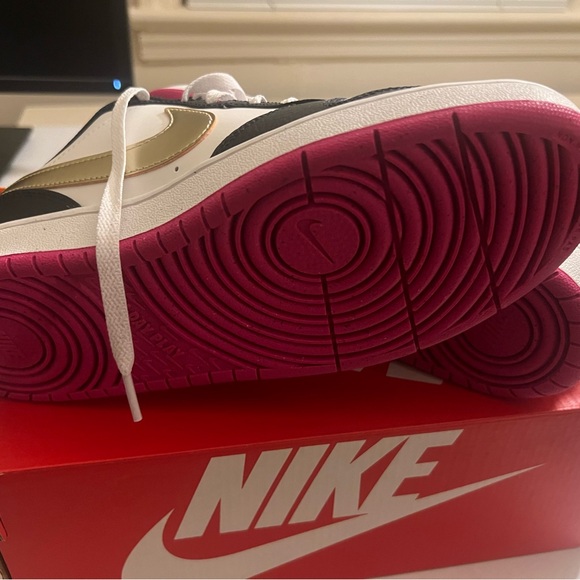 Nike Kids' Black, White, and Gray Sneakers - Picture 5 of 5